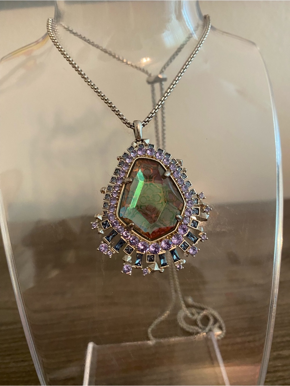 Kendra Scott Iridescent Teardrop Pendant with Purple Halo